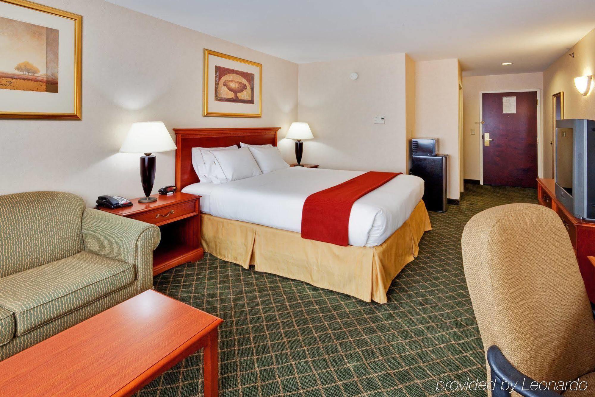 Holiday Inn Express & Suites Gibson By Ihg New Milford Exterior photo