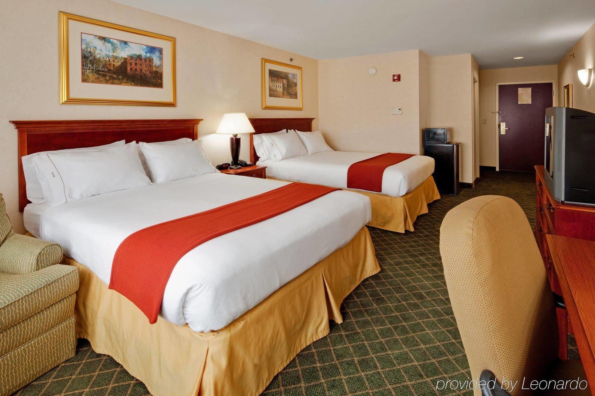 Holiday Inn Express & Suites Gibson By Ihg New Milford Exterior photo